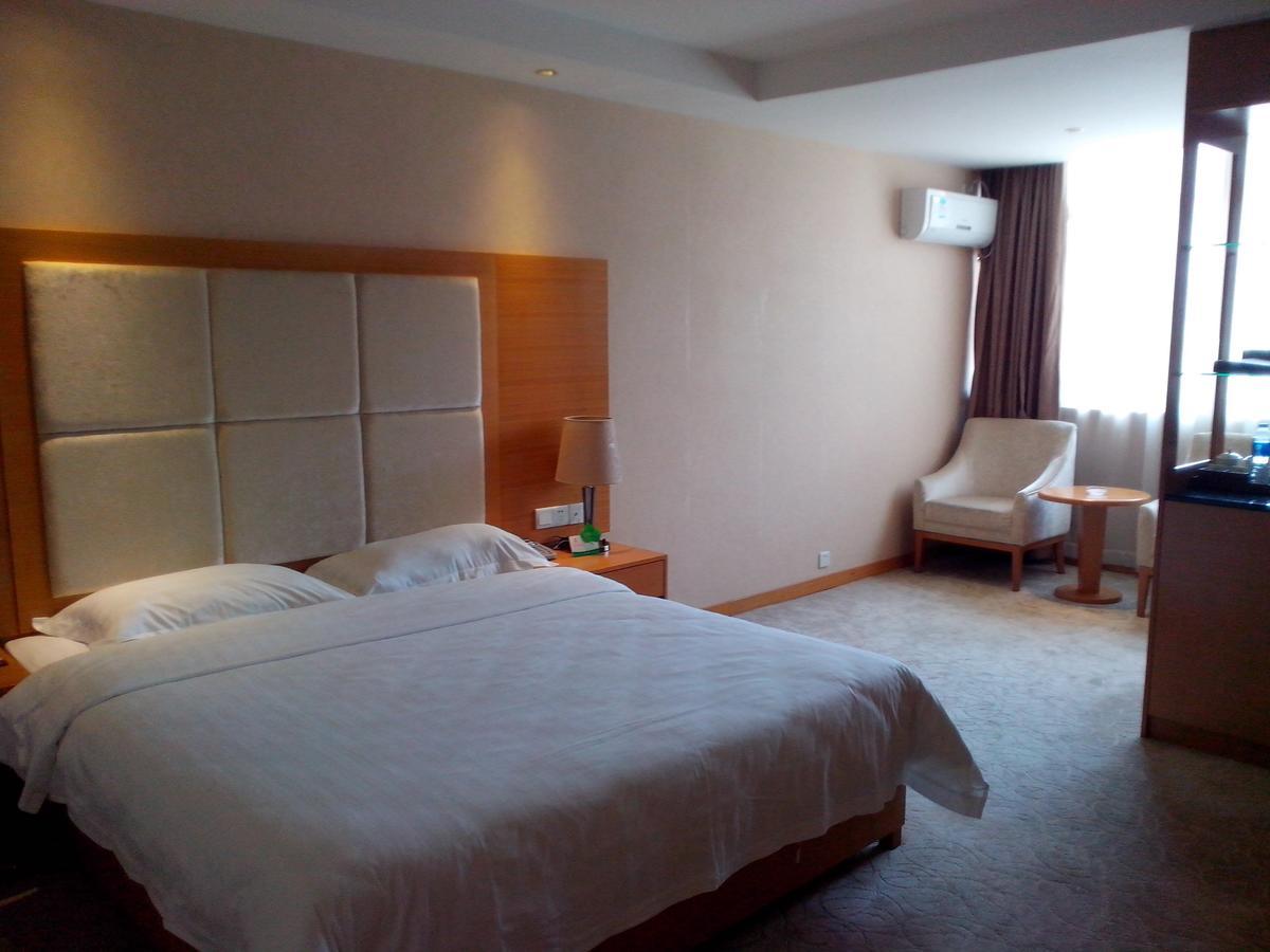 Shenzhen Huamao Aviatic Hotel ภายนอก รูปภาพ