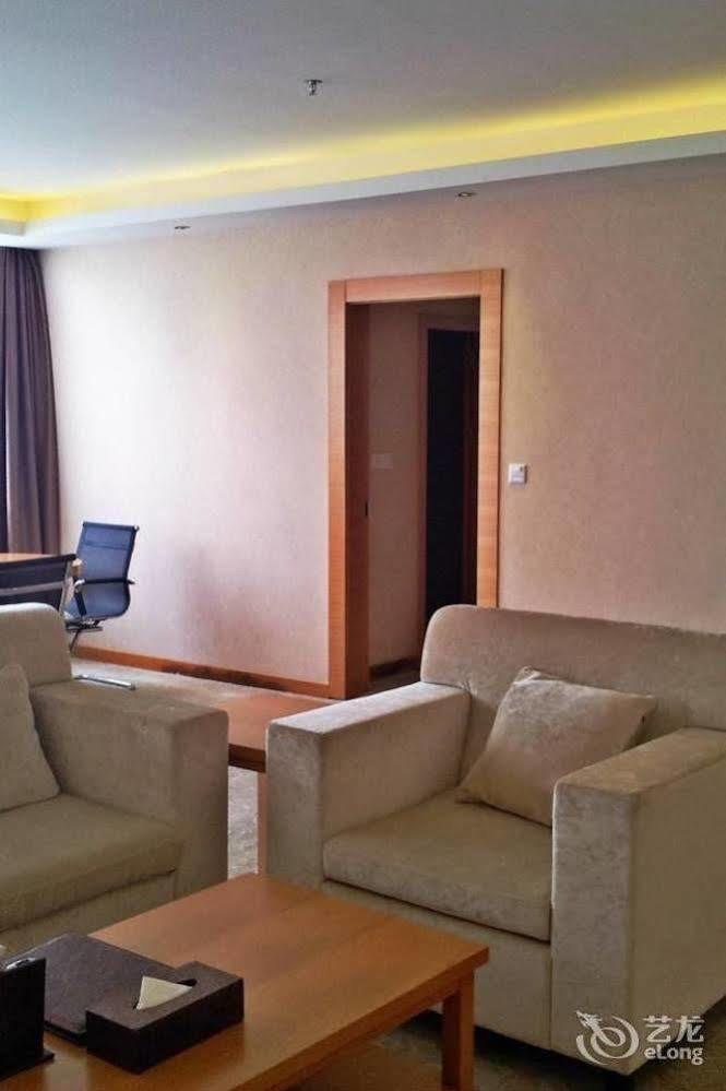 Shenzhen Huamao Aviatic Hotel ภายนอก รูปภาพ
